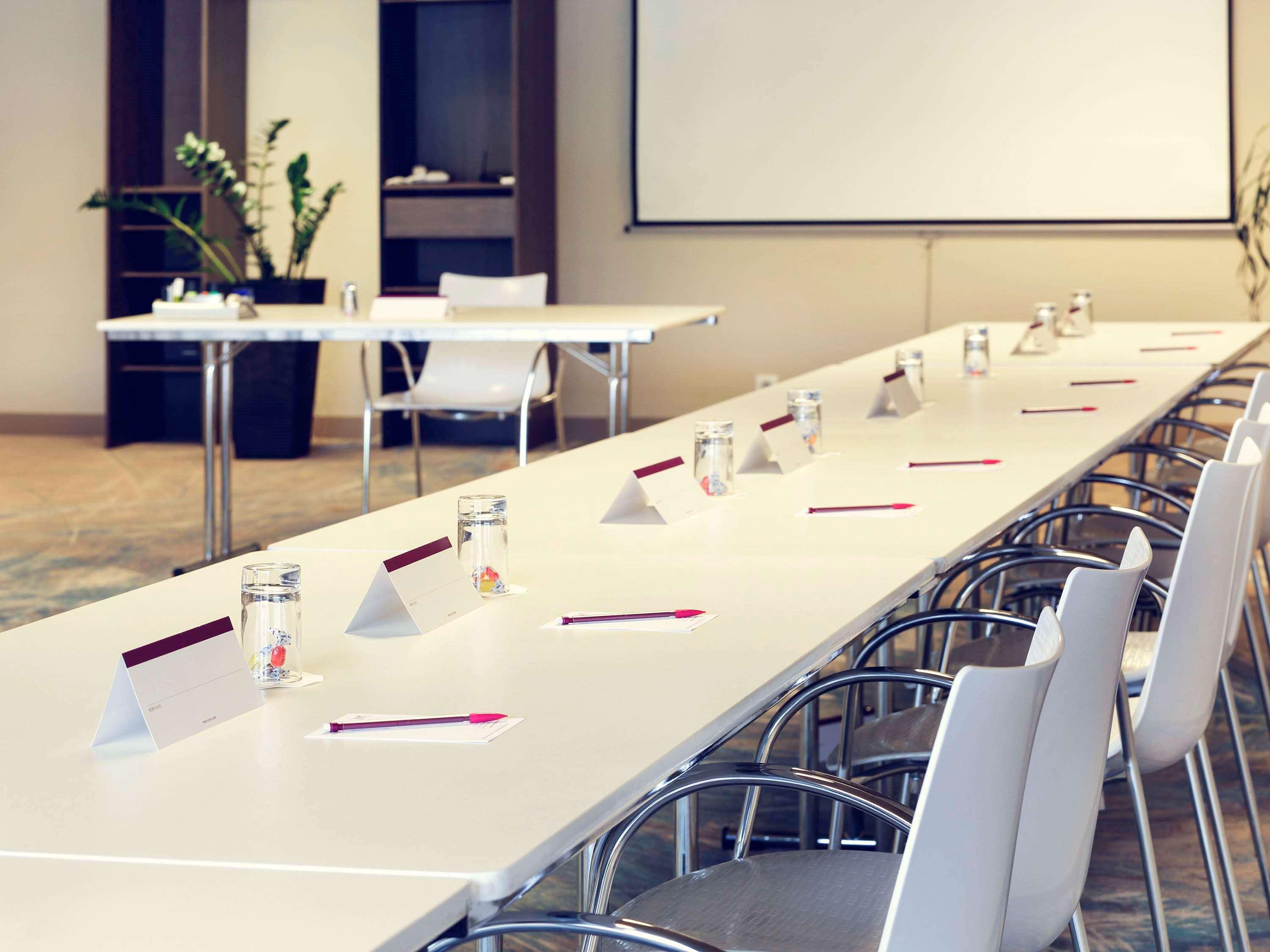 Mercure Brive Ussac Bagian luar foto