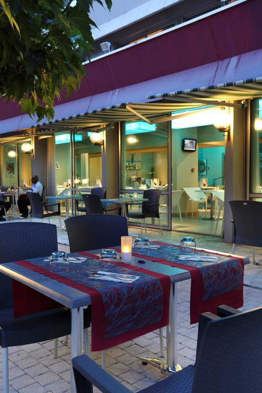 Mercure Brive Ussac Bagian luar foto