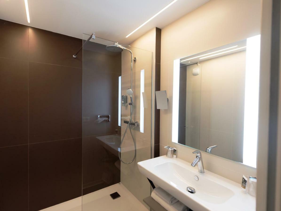 Mercure Brive Ussac Bagian luar foto